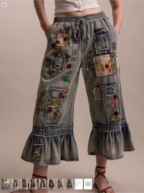 Embroidered Ruffle-Hem Crop Pants - Gray with Multicolor Floral Accents